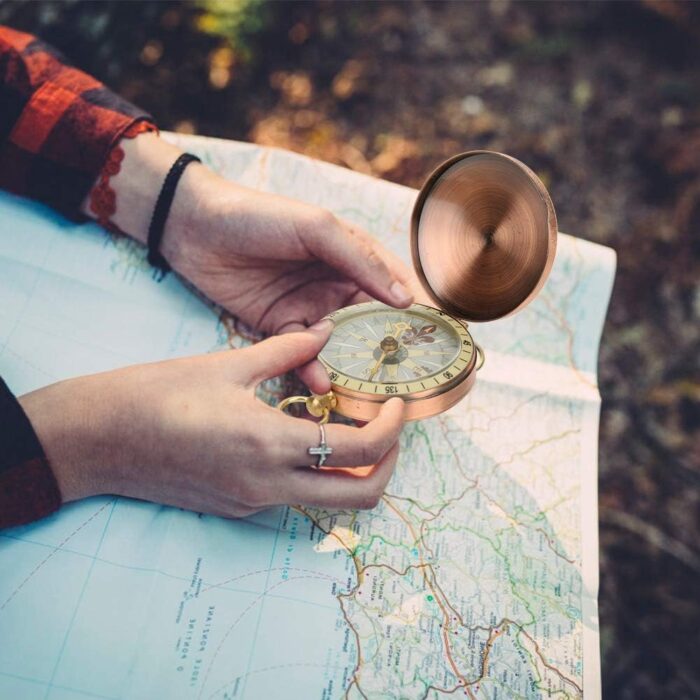 Metal Compass Pocket Watch Compass Portable Flip Compass with Hanging Loop Suitable for Camping Hiking and Boating - Image 2
