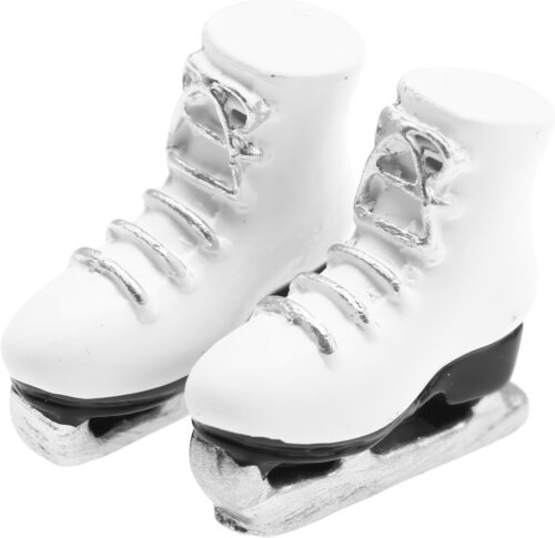 White Dollhouses Miniature Ice Skates - Miniature White Roller Skates, Scale Accessory Roller Shoes Winter Sports Shoes, Realistic Skating Shoes for Playhouse Decor Dollhouse Accessories
