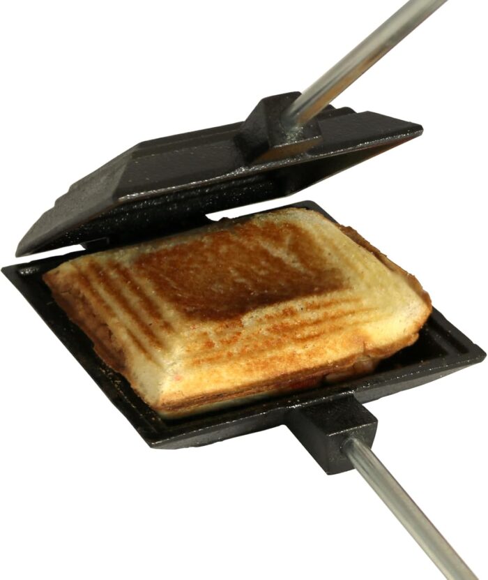 Coghlan's Cast Iron Cooker - Pre-Seasoned Pie Iron Sandwich Maker with Heat-Resistant, Removable Handles, Easy-to-Clean for Toasted Pies, Grilled Sandwiches, and Meats, For Campfire Cooking