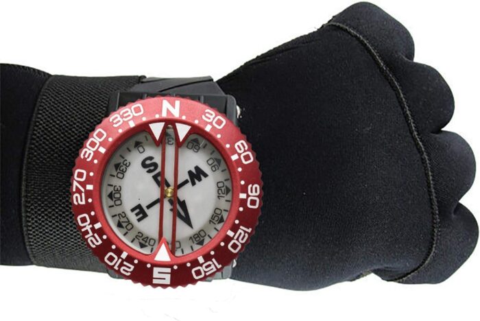 Scuba Choice Diving Deluxe Wrist Compass – 2.3” Display, Accurate Underwater Navigation, 15” Strap, Depth Rated 80m, 25° Tilt, Durable -5°C to 55°C, Made in Taiwan - Image 7