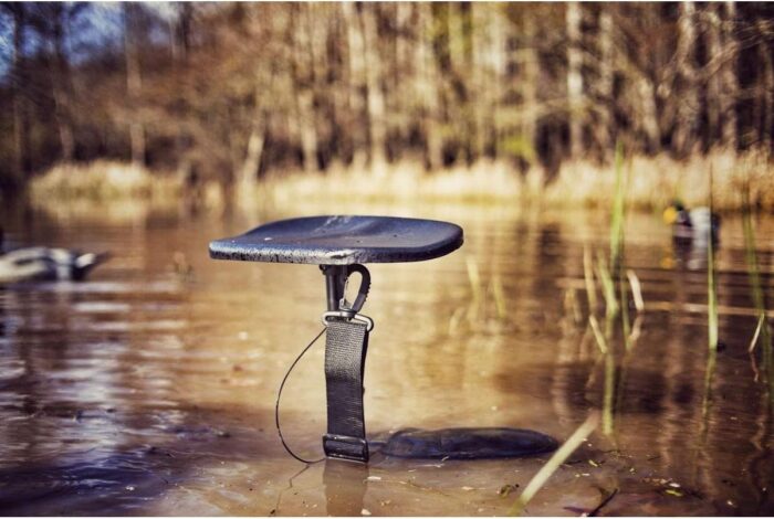Mojo Decoys Mud Seat with Padded Camo Seat, Comfortable Hunting Folding Chair, Hunting Accessories, Outdoor and Camping Gear, Great for Duck Hunting,One Size,HW2203 - Image 2