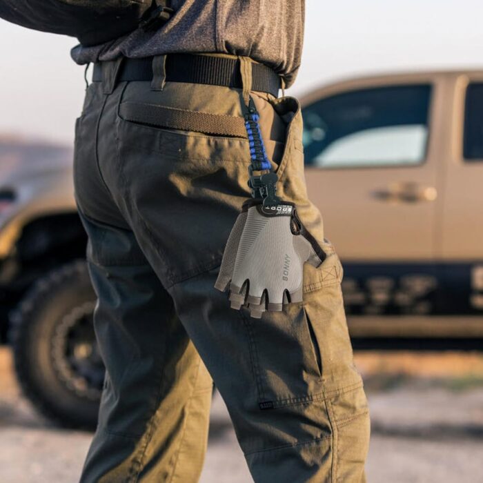MELOTOUGH Glove Clips Tactical Glove Clip Paracord Work Glove Clip Holder with 2 Alligator Clips for Tactical Backpack,Tool Belt,Outdoor Accessory - Image 4