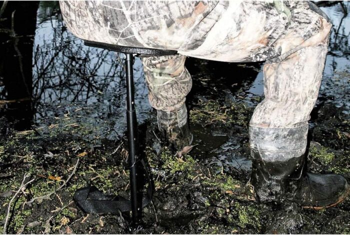 Mojo Decoys Mud Seat with Padded Camo Seat, Comfortable Hunting Folding Chair, Hunting Accessories, Outdoor and Camping Gear, Great for Duck Hunting,One Size,HW2203 - Image 3