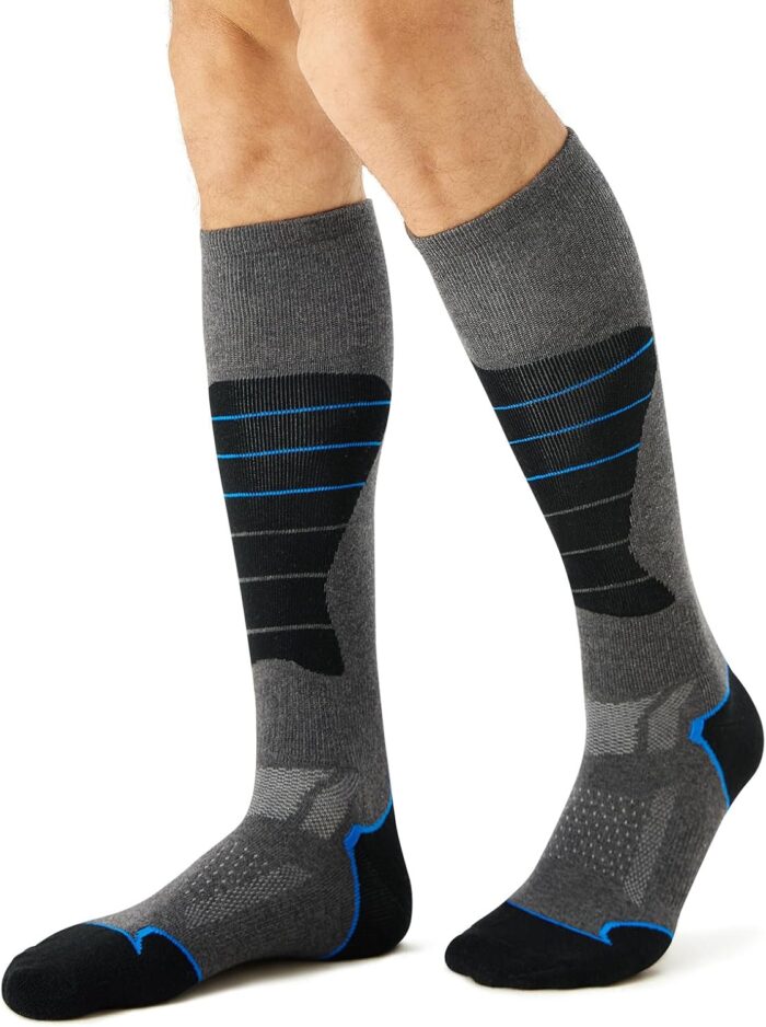 CS CELERSPORT 2/3/4 Pack Ski Socks for Men and Women Skiing, Snowboarding, Winter Performance Socks - Image 6