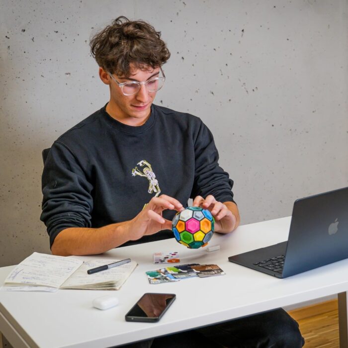 BOULDERBALL Basic 3D Climbing Ball, World Novelty, Climbing in The tiniest Space - Concentration, Creativity, Dexterity - Image 8
