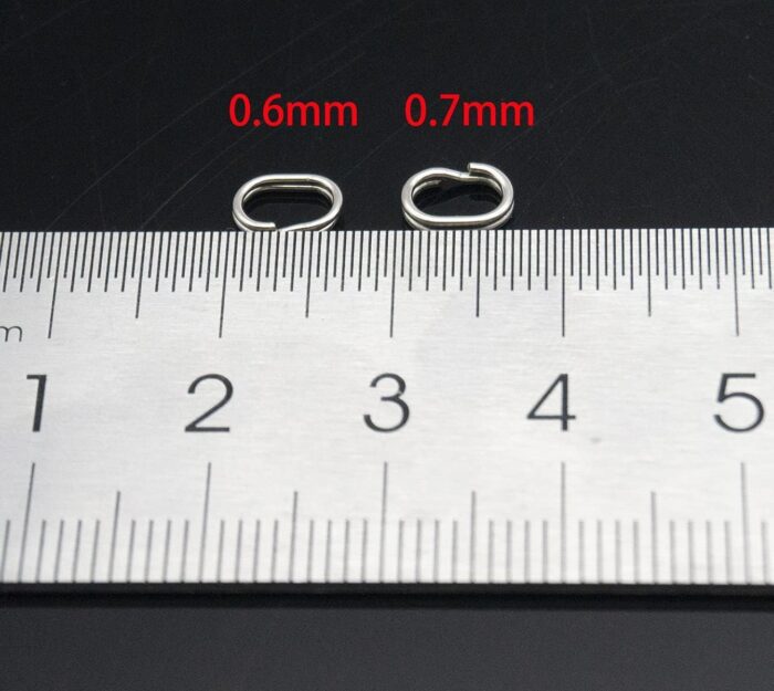 100Pcs Fishing Split Rings Stainless Steel Fishing Oval Split Rings Swivel Snap Carp Fishing Tackle Chain Connector Heavy Duty Split Rings Size Wire Diameter Terminal Tackle and Accessories 0.7mm - Image 4