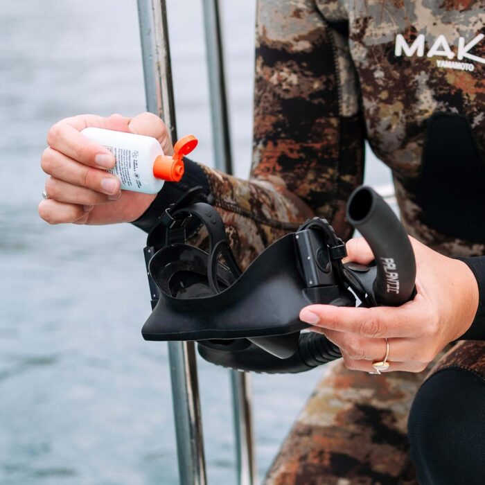 GEAR AID Sea Drops Cleaner and Anti-Fog for Dive and Snorkel Masks, Clears Up Dirty, Foggy Lenses, 1.25 fl oz - Image 5