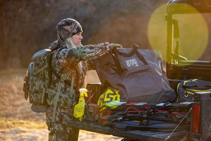 Hunters Specialties Scent-A-Way Scent-Safe Deluxe Travel Scent Bag | Scent Lock Bags for Hunting Clothing, Scent Proof Bag, Scent Free Bag for Hunting Accessories & Hunting Equipment - Image 5