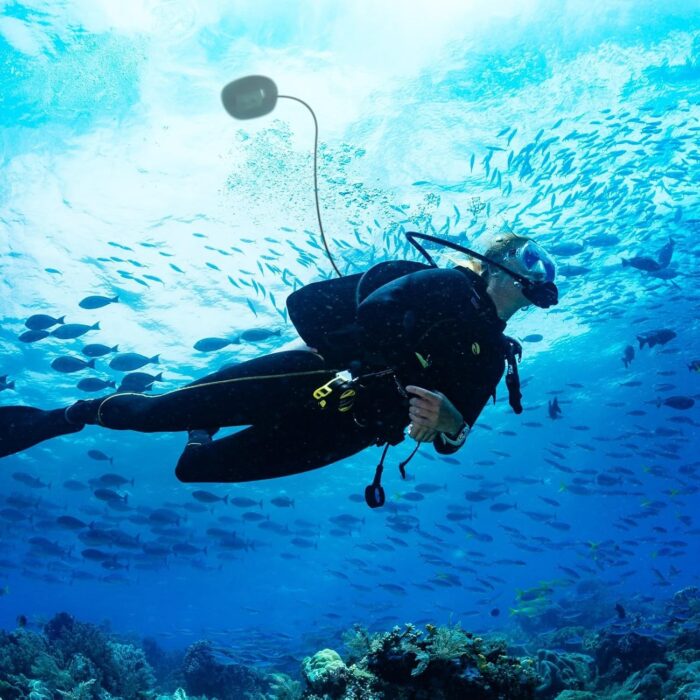 5 Hours Scuba Diving Ventilator System with Mask Mount, Diving Equipment Diving Toys Floating Air Pump/Tank with 10M Telescopic Pipe & Breathing Regulator 57 Liters/min for Underwater Snorkeling - Image 2