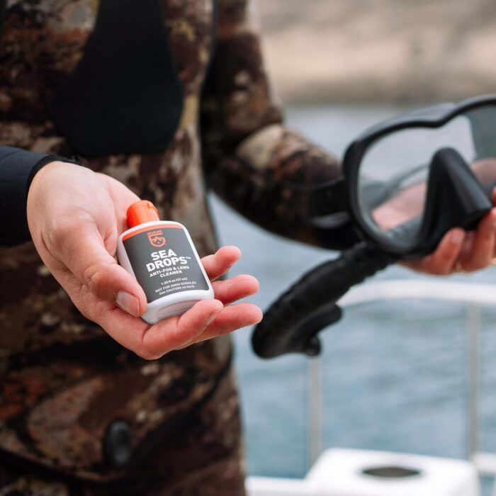 GEAR AID Sea Drops Cleaner and Anti-Fog for Dive and Snorkel Masks, Clears Up Dirty, Foggy Lenses, 1.25 fl oz - Image 4