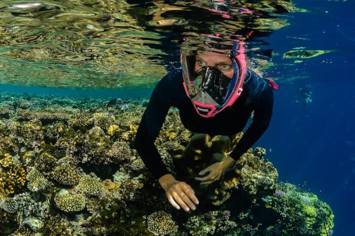 OCEAN REEF - Aria QR + Quick Release Snorkeling Mask - Full Face Snorkeling Mask - 180 Degree Underwater Vision - 8 Colours and 4 Sizes - Image 5