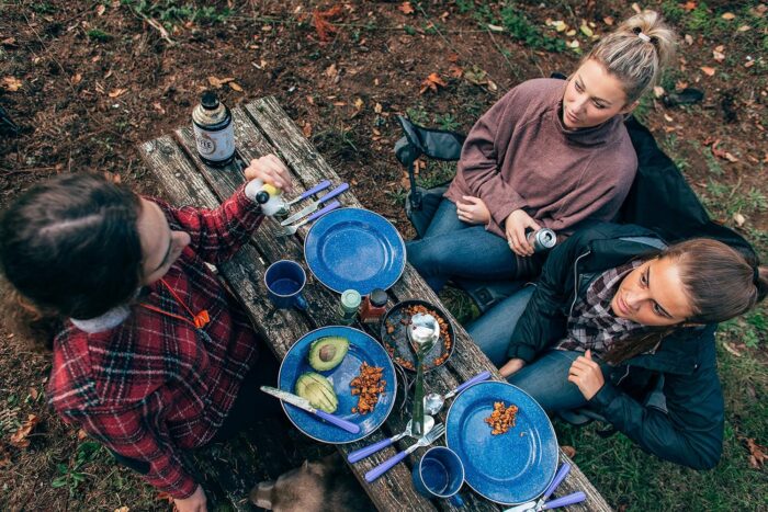 Stansport 24-Piece Enamel Camping Tableware Set - Image 3