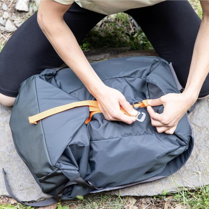 PETZL KLIFF Rope Bag - 36-Liter Rope Bag for Sport Climbing With Removable Tarp - Grey - Image 2