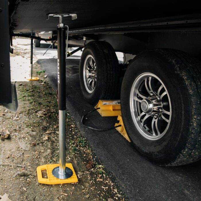 Camco Camper/RV Stabilizing Jack Pads - Features Interlocking Design & Includes Handy Strap for RV Storage and Organization - Molded of Strong UV Stabilized Polypropylene - 4-Pack (44595) - Image 2